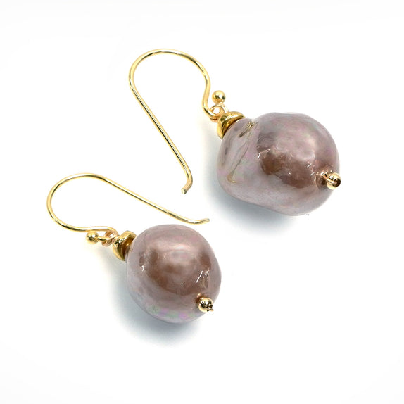 PHLE173a-BR :  Mink brown shell baroque pearl earrings
