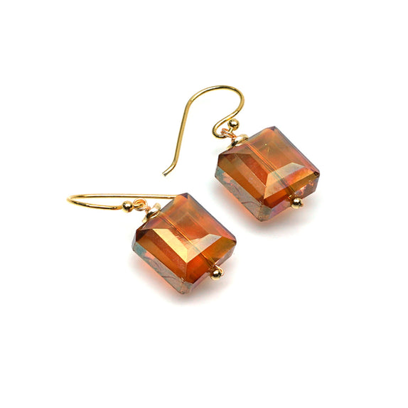 PHLE274a-GL :  Amber faceted square bead drop earrings