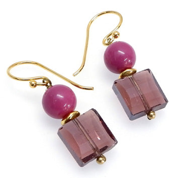 PHLE70a-DP :   Faceted glass square and stone gold-plated brass  hook earrings