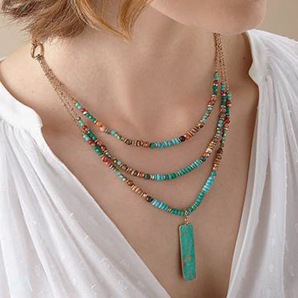 PHLN03 : turquoise halite, Agate, Jade and Crystal Necklace