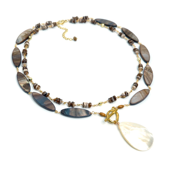PHLN228-BR : Brown 2 row MOP and white MOP teardrop necklace