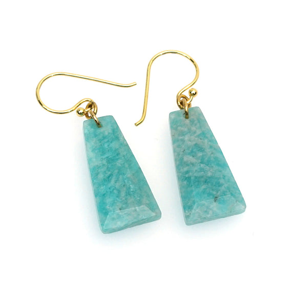 LFE52 : Handcrafted Gemstone – 18K Gold-Plated Earrings