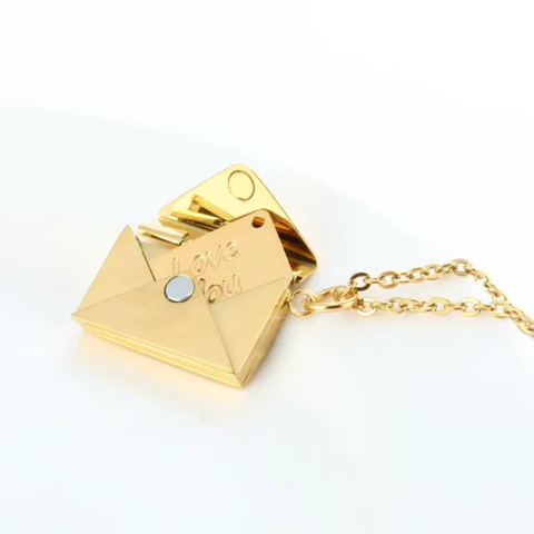 MHN17 : 18K Gold Plated Stainless Steel Necklace