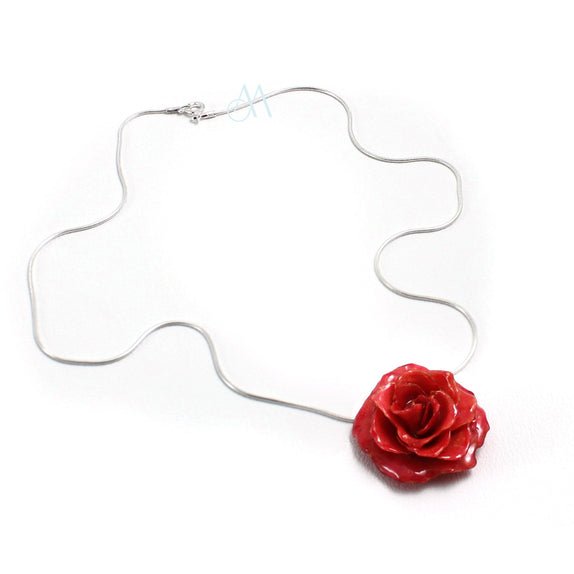 SKN16 : Real Rose Pendant on Chain