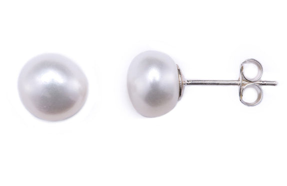 ICE12 : Quality spirits : Freshwater Pearl on 925 Sterling Silver Posts