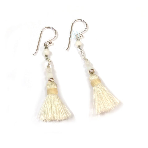 BHE01 : Handcrafted Earrings